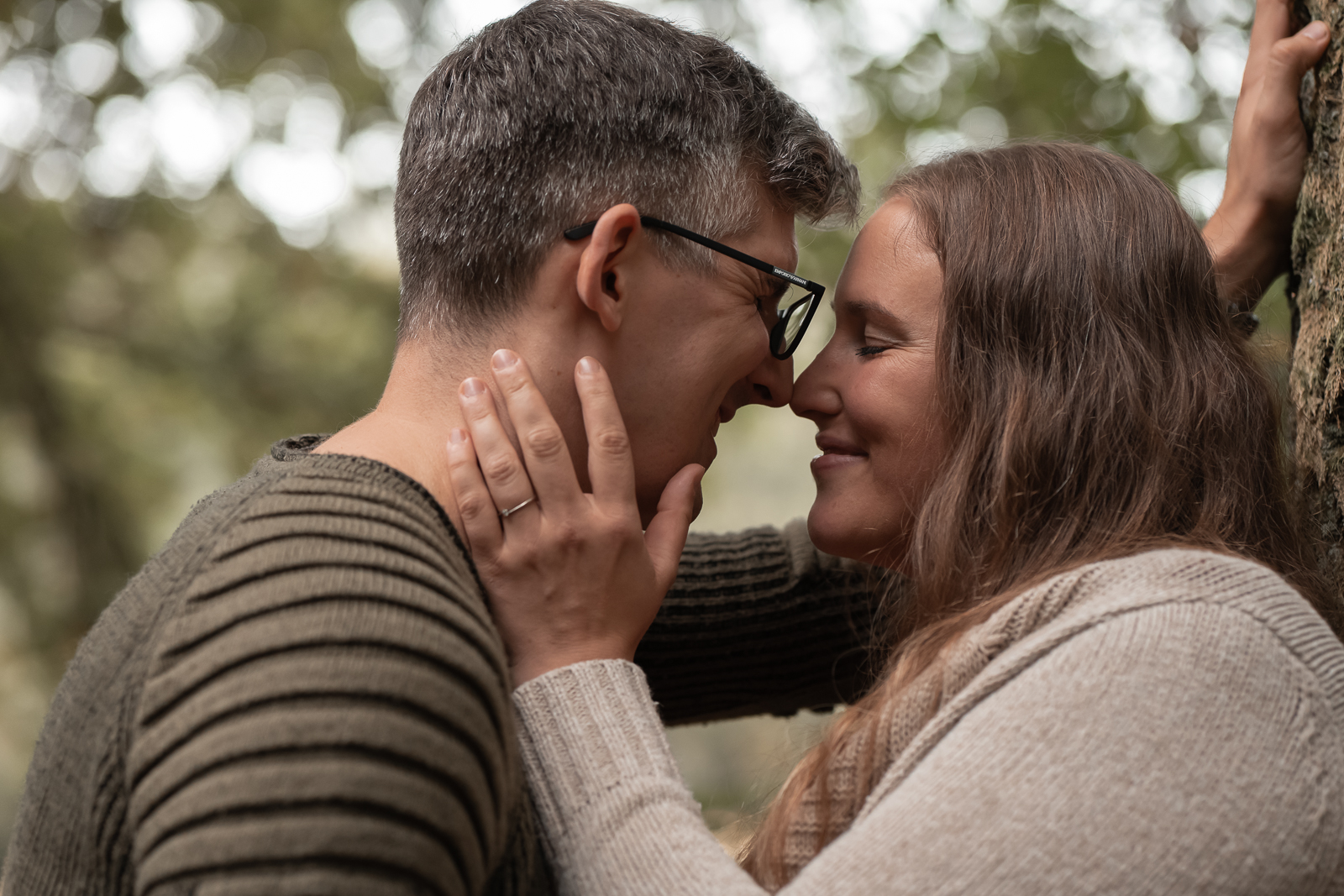 Paarfotos in Hankensbüttel - zärtlich in Erwartung eines Kusses